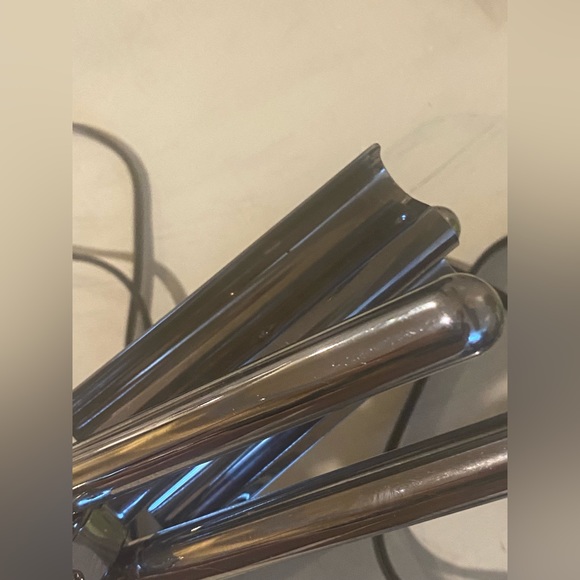 Isinis Dannyco Triple Barrel Hair Waver - Picture 6 of 7